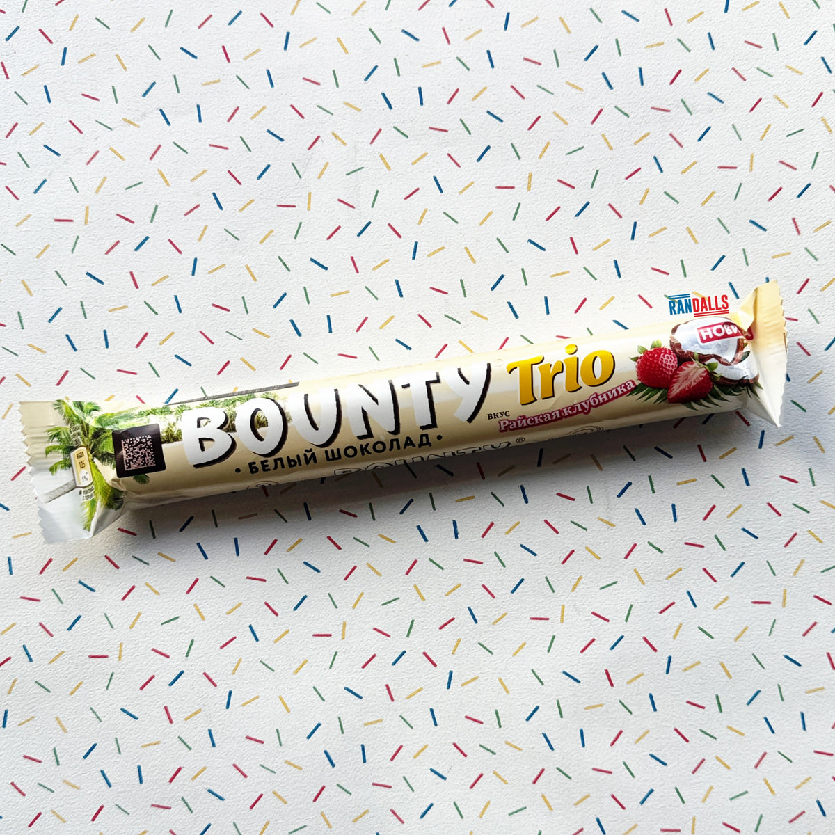 BOUNTY TRIO STRAWBERRY & COCONUT (RUSSIA)