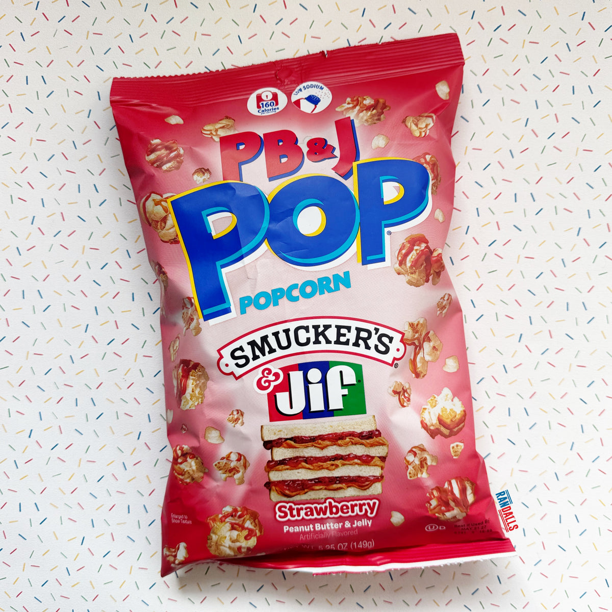 CANDY POP PEANUT BUTTER & STRAWBERRY POPCORN (USA)