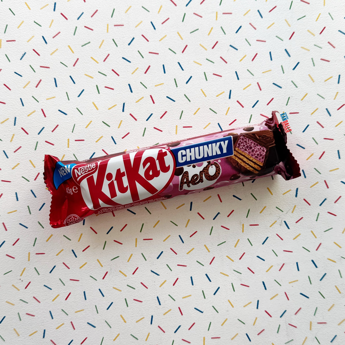 KIT KAT CHUNKY STRAWBERRY AERO (AUSTRALIA)