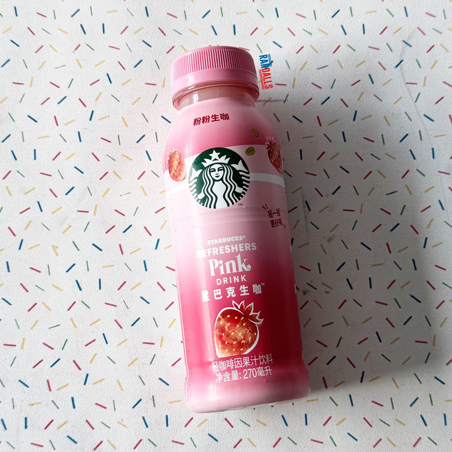 randallsuk, starbucks refresher pink strawberry drink, starbucks, starbucks drink, pink drink, strawberry, strawberry drink, china, chinese, chinese starbucks, chinese starbucks drink