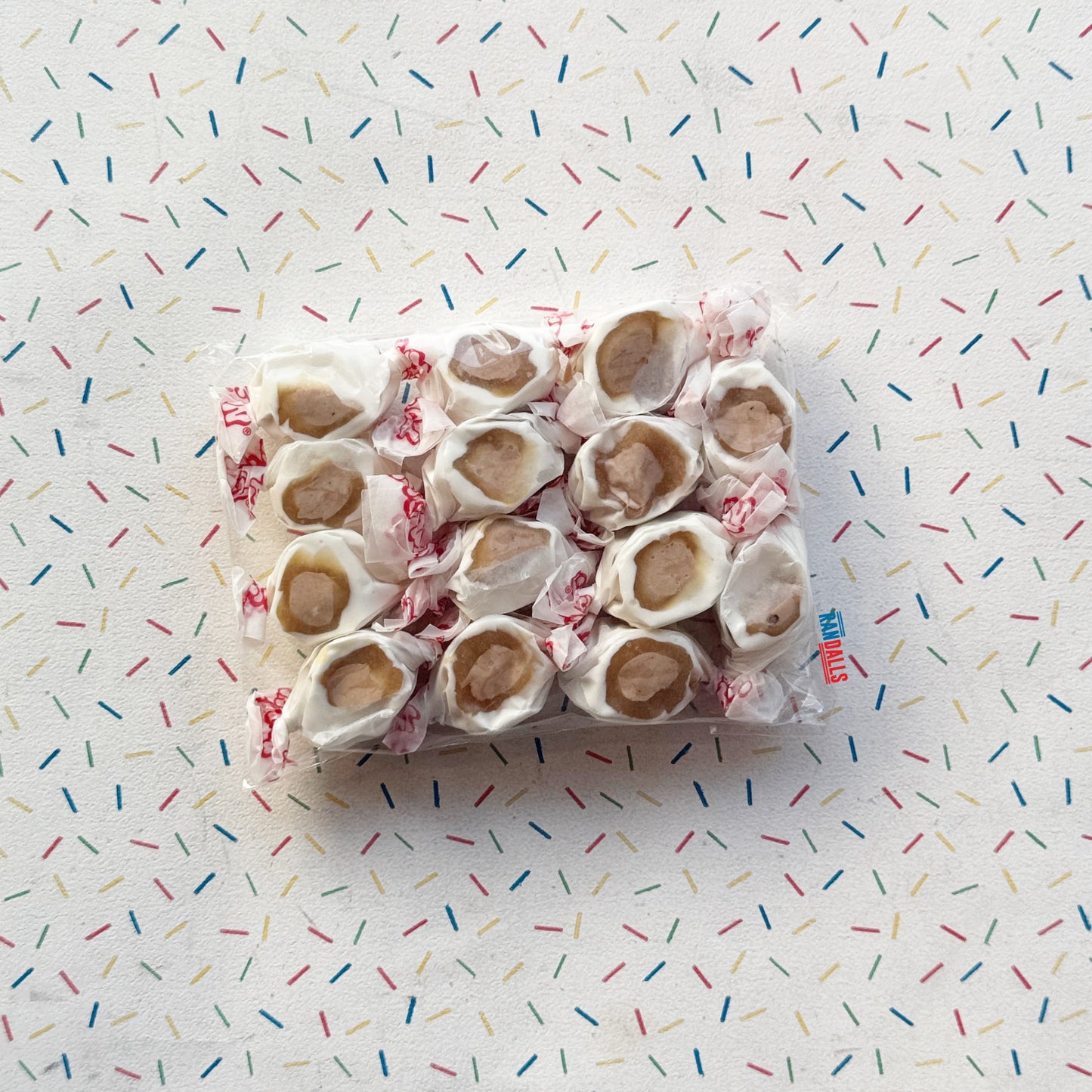 TAFFY TOWN SALT WATER TAFFY GERMAN CHOCOLATE CAKE 100G