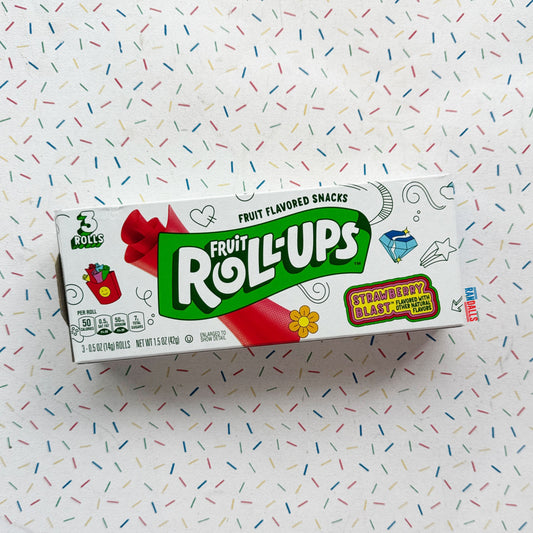 BETTY CROCKER FRUIT ROLL-UPS STRAWBERRY BLAST 3 ROLLS (USA)