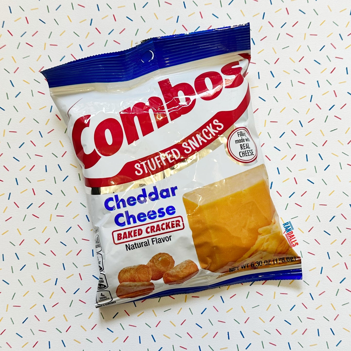 COMBOS CHEDDAR CHEESE CRACKERS (USA)