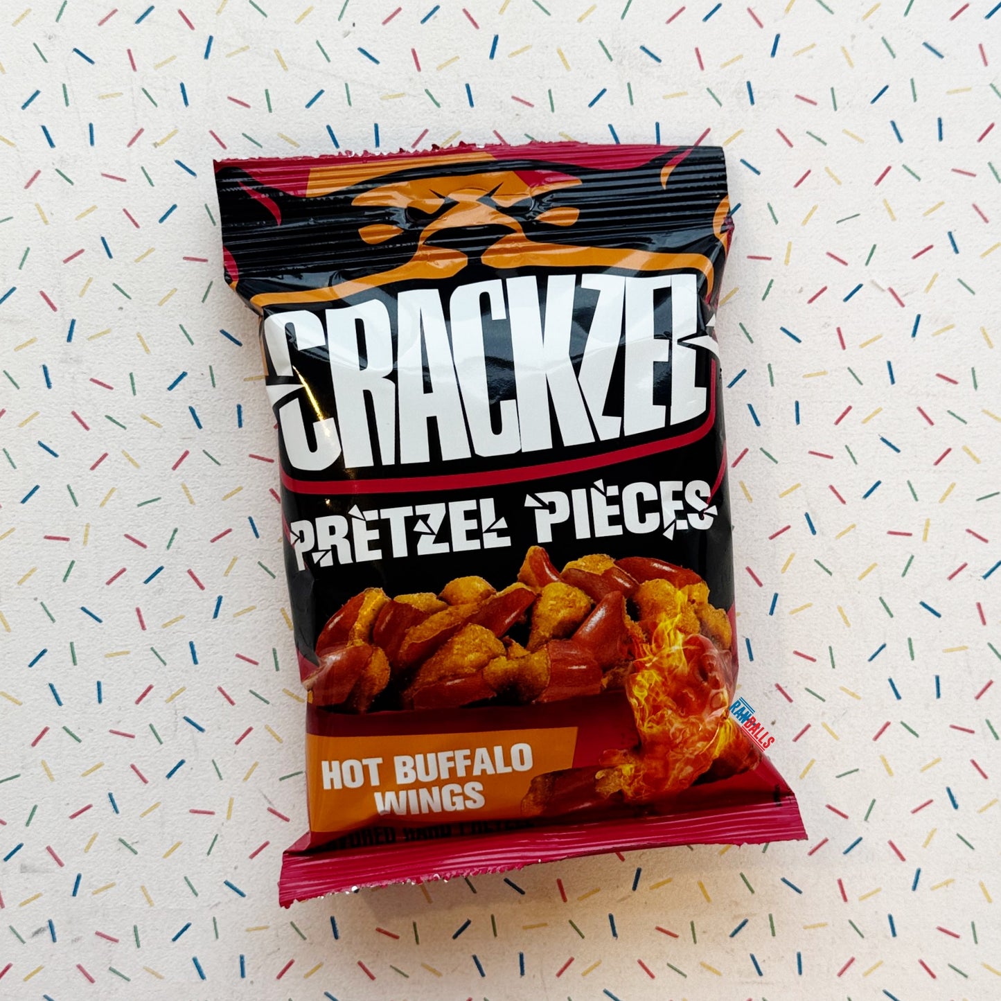 CRACKZELS PRETZEL PIECES HOT BUFFALO WINGS (TURKEY)