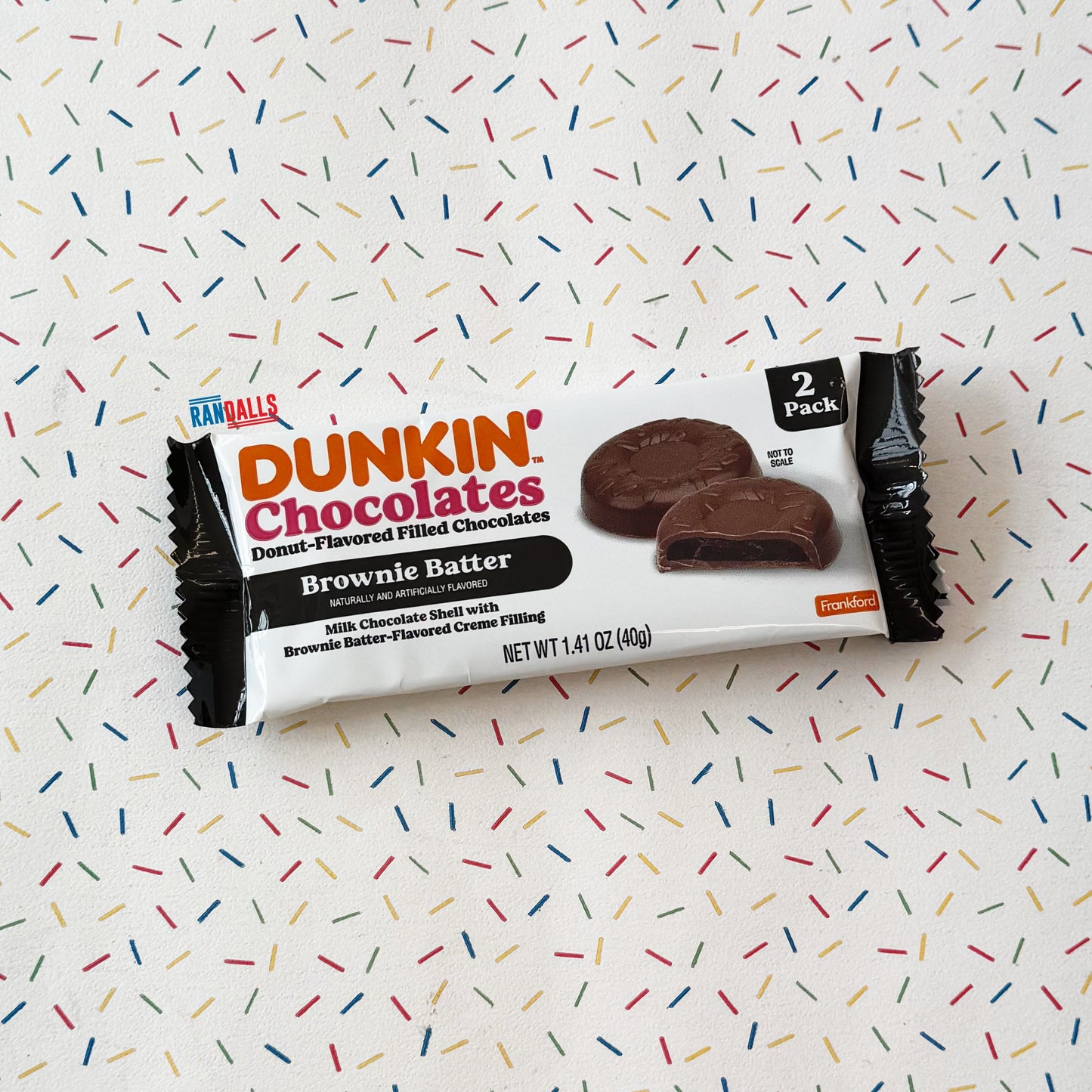 dunkin chocolates, donut flavoured filled chocolates, brownie batter, milk chocolate shell with brownie batter flavoured creme filling, dunkin donuts, usa, randalls,