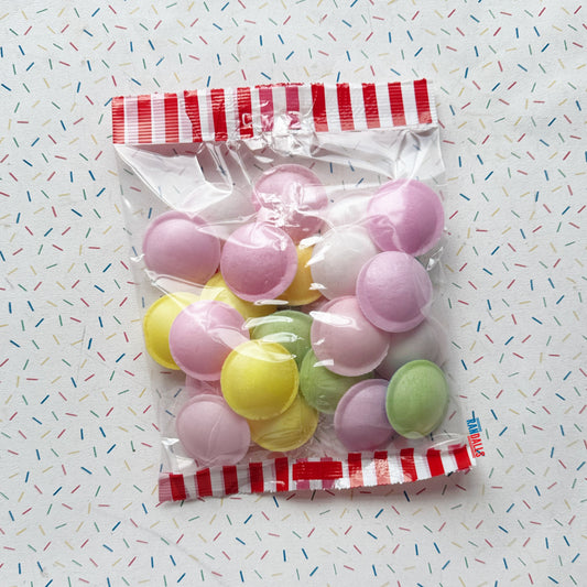 FLYING SAUCERS (BRITISH)