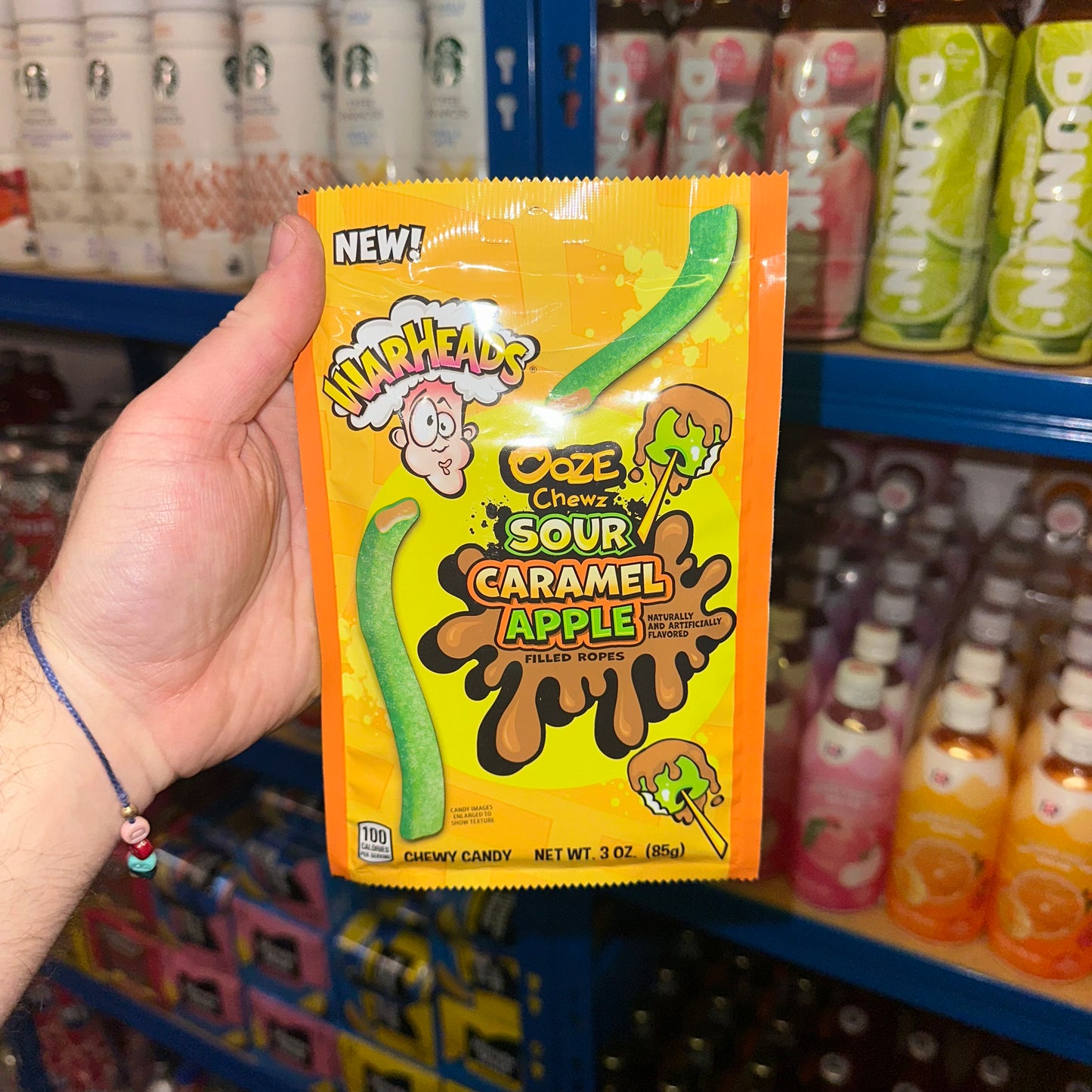 WARHEADS OOZE CHEWZ CARAMEL APPLE ROPES (USA)