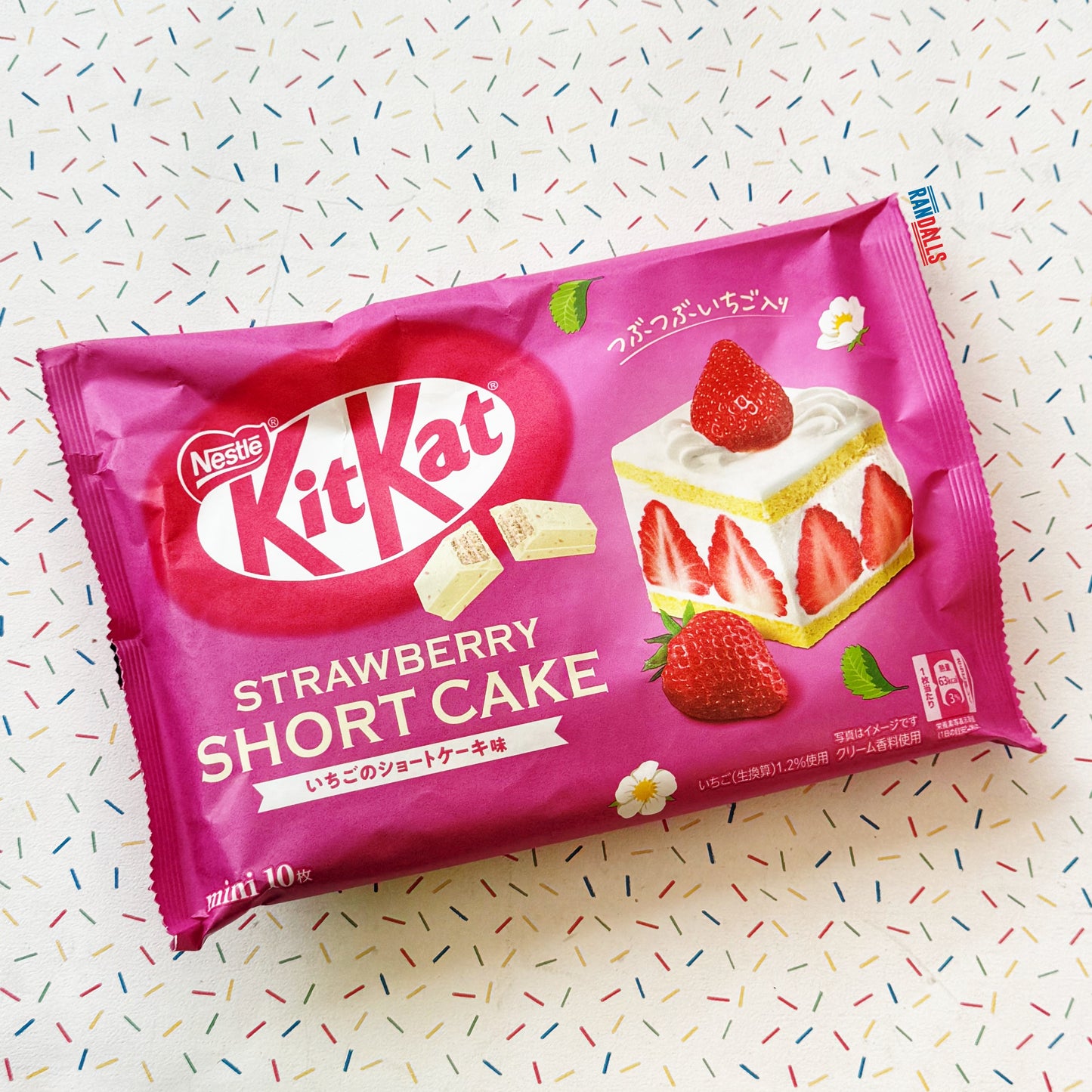 kit kat, nestle, nestle kit kat, kit kat strawberry shortcake, shortcake, strawberry, strawberry shortcake, japan, randalls, randallsuk
