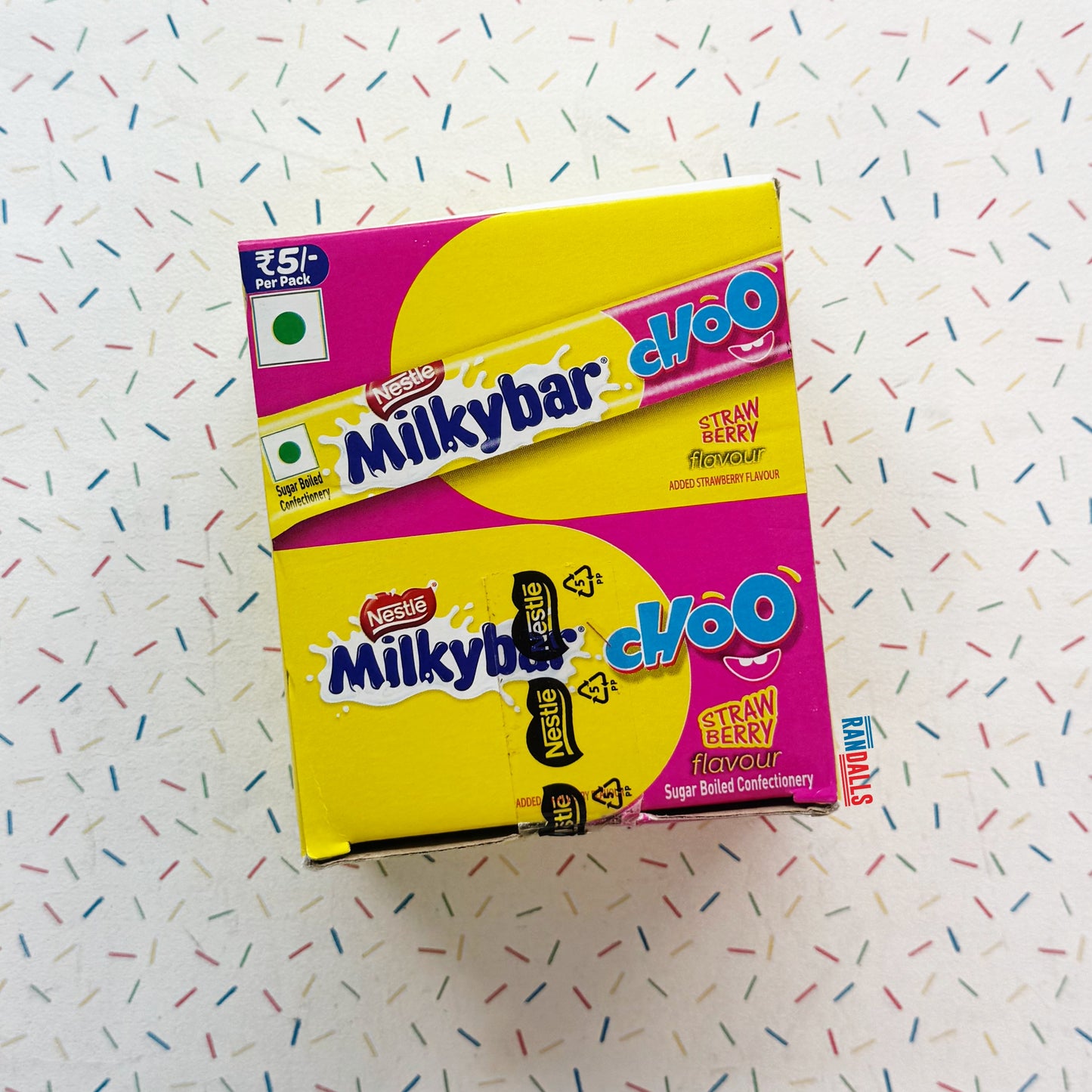 MILKYBAR CHOO STRAWBERRY - FULL BOX OF 28 (INDIA)