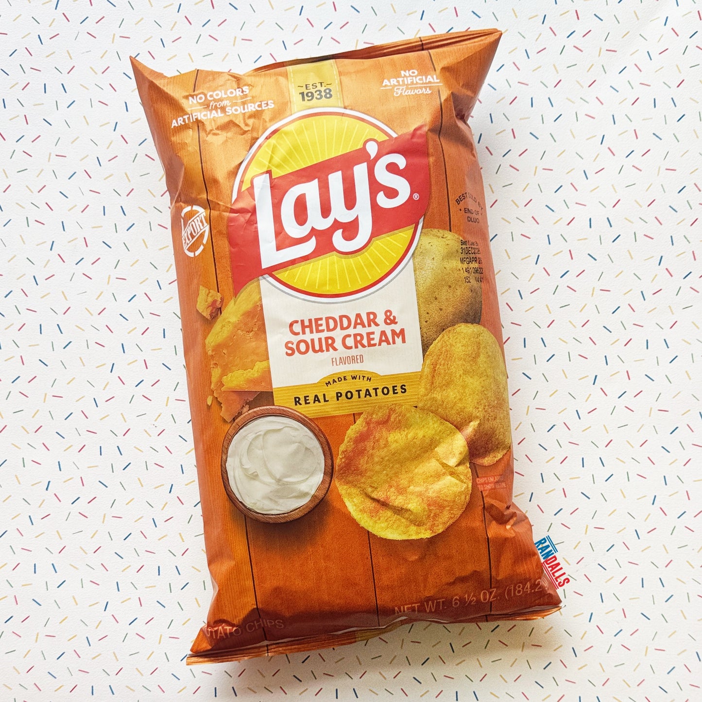LAYS CHEDDAR & SOUR CREAM (USA)
