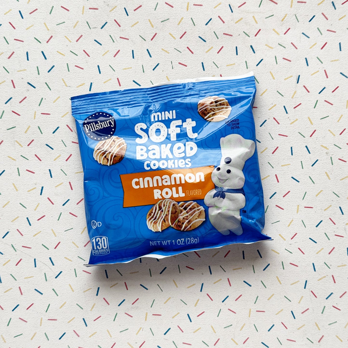 PILLSBURY MINI SOFT BAKED CINNAMON ROLL COOKIES (USA)