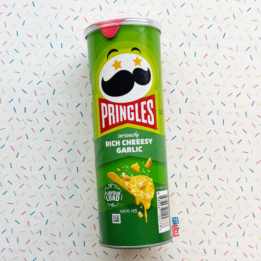 pringles rich cheesy garlic, potato chips, crisps, crunchy, korea, korean, randalls