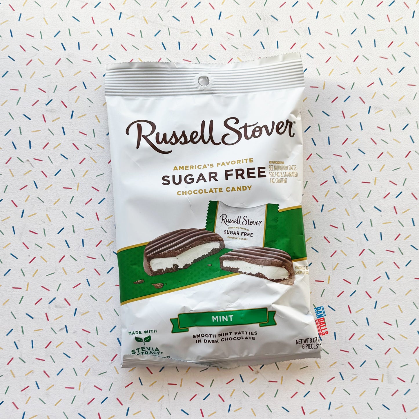 RUSSELL STOVER SUGAR FREE DARK CHOCOLATE MINT CREMES (USA)