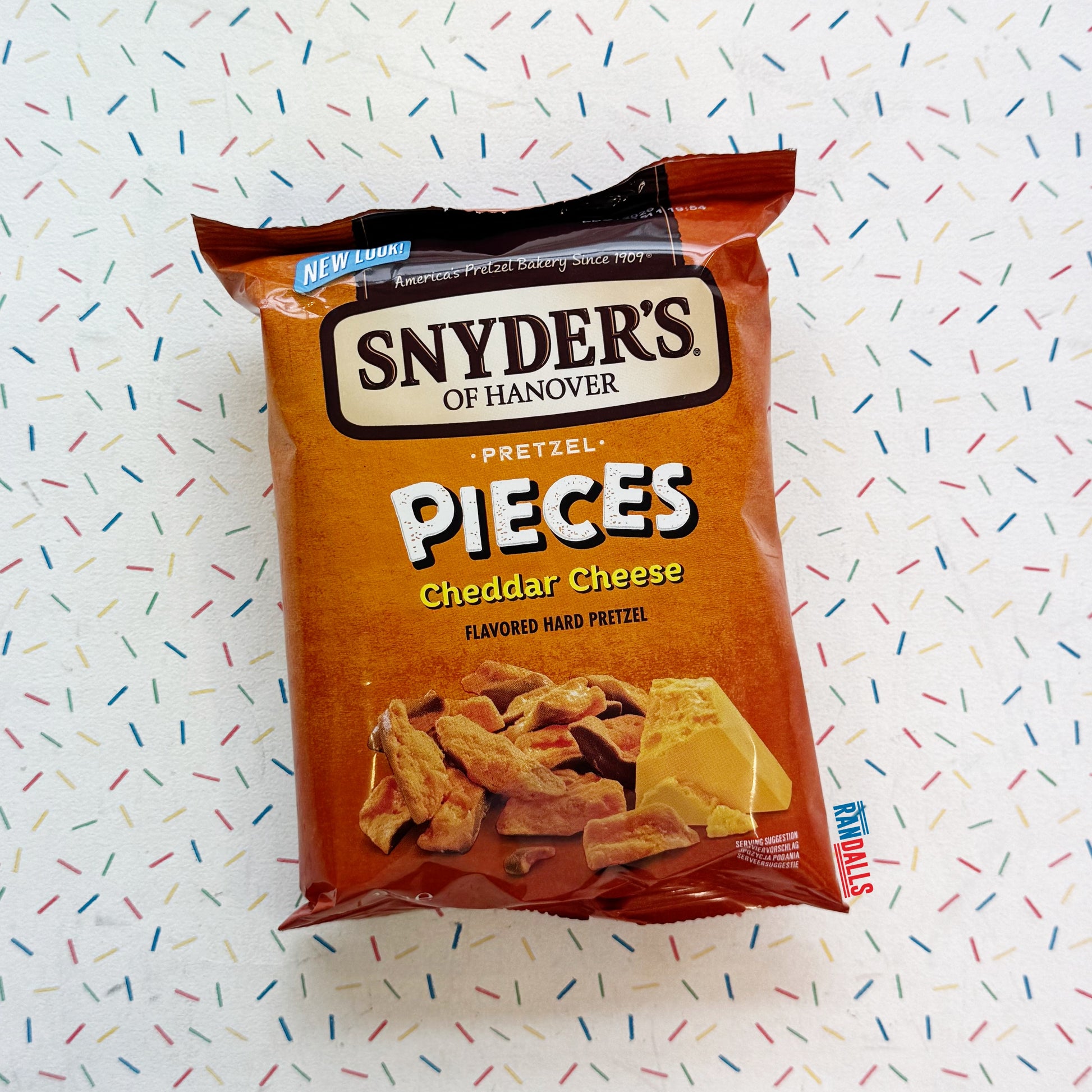 randallsuk, snyders of hanover pretzel pieces cheddar cheese flavored hard pretzel, snyders, snyders pretzels, pretzel pieces, cheddar pretzel, american, america, american snacks, american savoury, savoury, usa, usa snacks, usa savoury