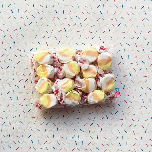 TAFFY TOWN SALT WATER TAFFY CANDY CORN 100G