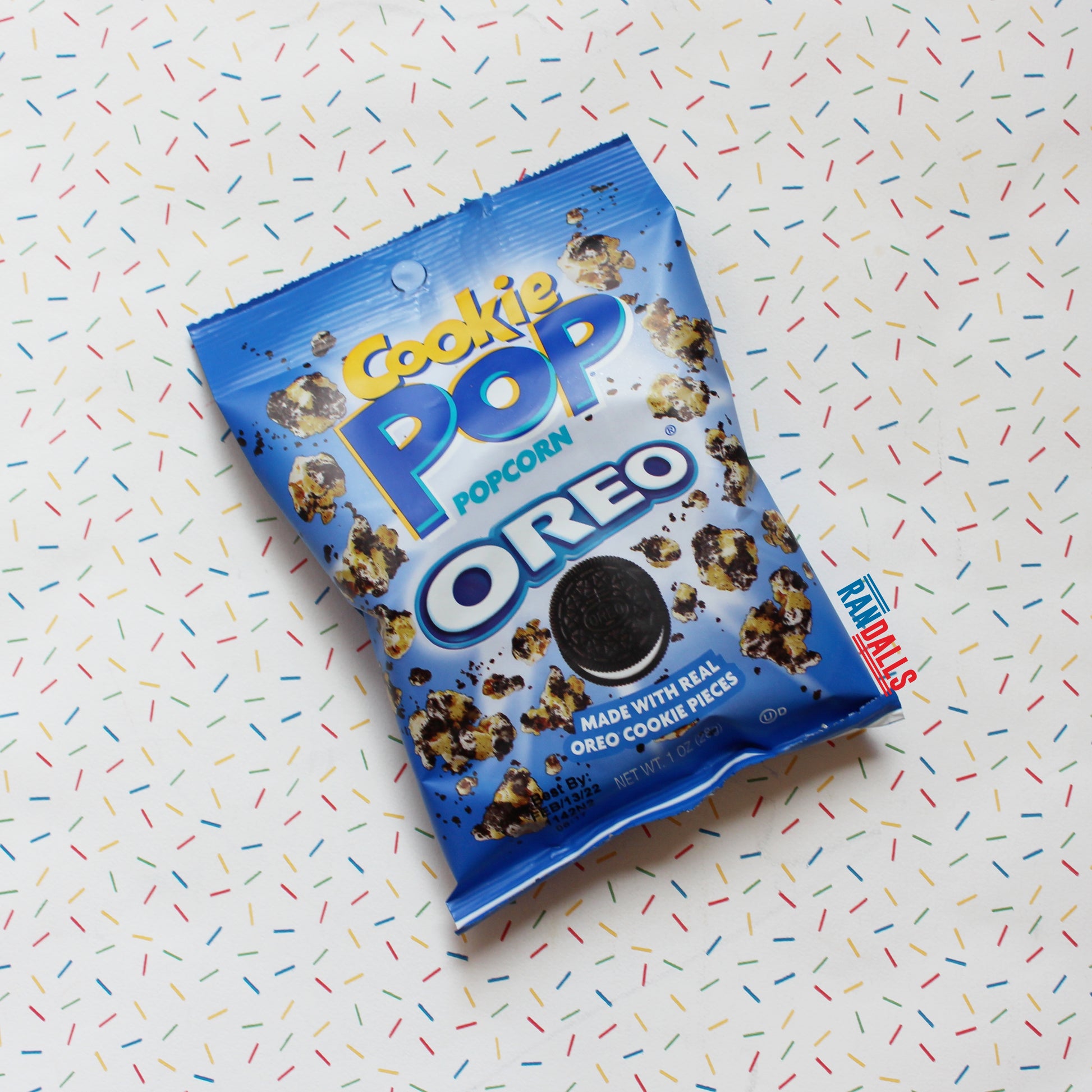 cookie pop oreo popcorn, cookie pieces, creme, drizzle, chocolate, usa, randalls